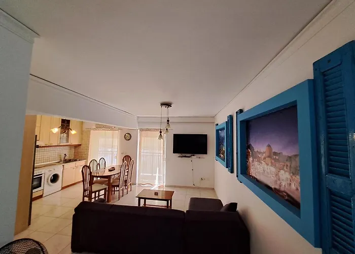 Periklis House 公寓