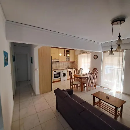 Periklis House Ixiá