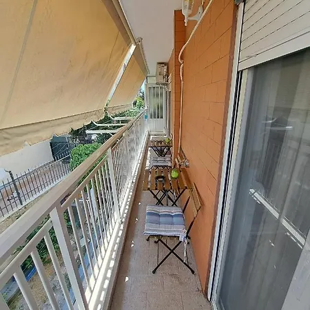 Appartamento Periklis House *