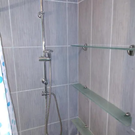 Periklis House Apartman *