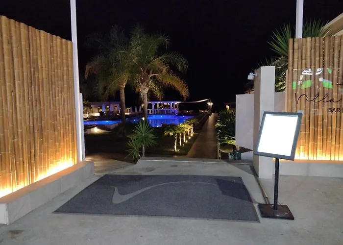 Periklis House 아파트 익시아